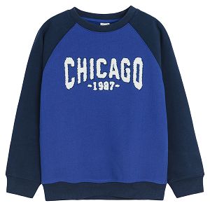 Navy blue sweatshirt with Chicago print