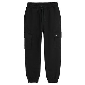 Black cargo jogging pants