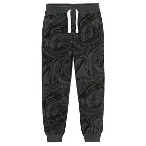 Black jogging pants