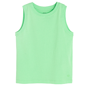 Green sleeveless T-shirt