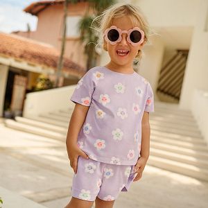 Violet short sleeve T-shirt and shorts with white flowers print