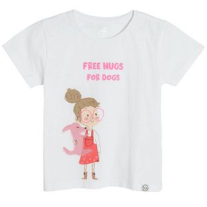 White short sleeve T-shirt with girl and dog pring