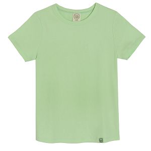 Green short sleeve T-shirt