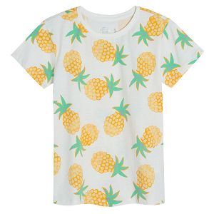 White short sleeve T-shirt with pinepapples print