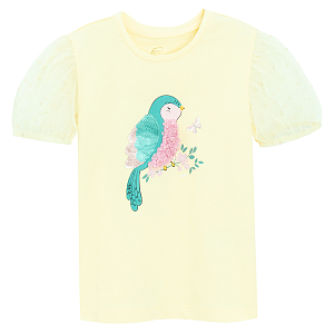 Yellow T-shirt with parrot print and puffy sleeves