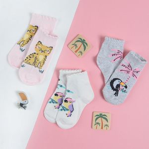 White pink and grey ankle socks with wild animals print- 3 pack