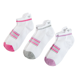 Κάλτσες 3 τμχ λευκές μέχρι τον αστράγαλο με ροζ λεπτομέρειες και καρδούλες