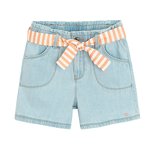 Blue denim shorts with striped white and pink belt