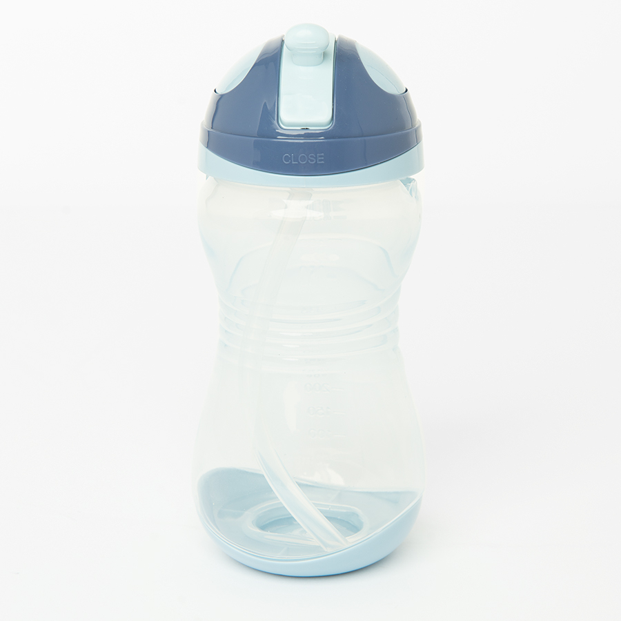 Training cup blue with straw