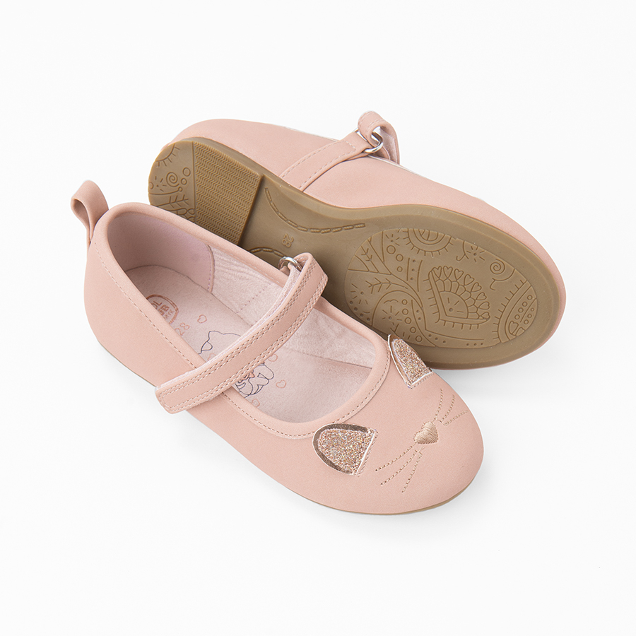 Pink ballerinas with barret and kitten pattern