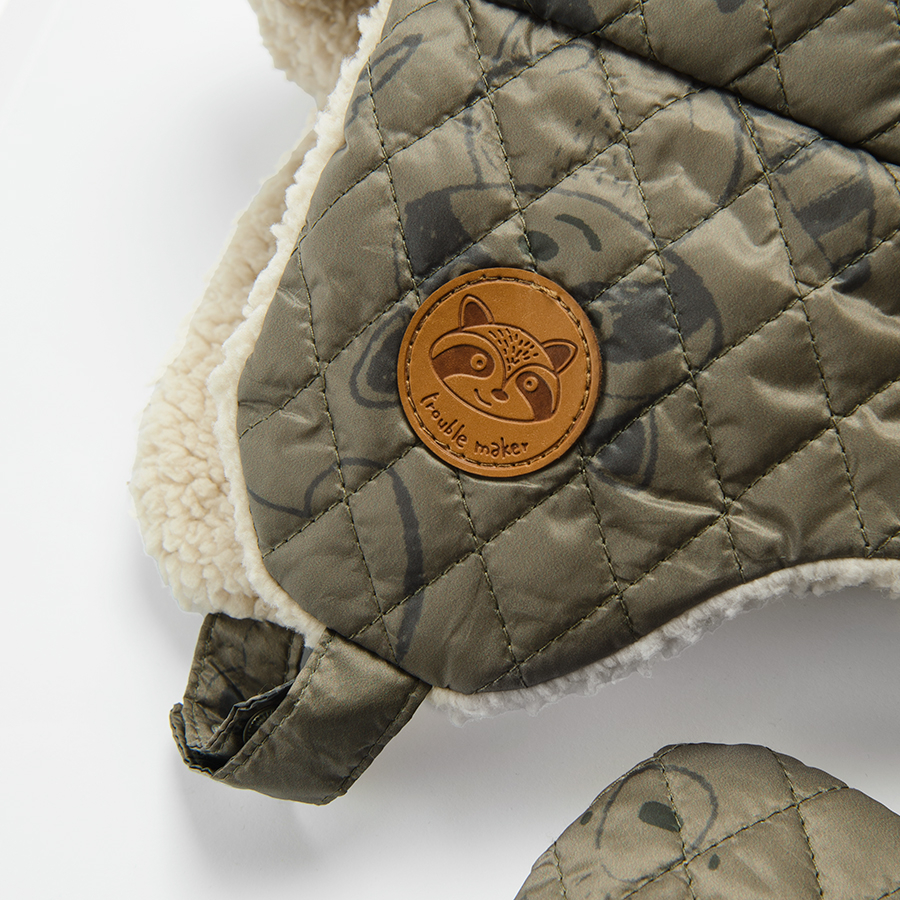 Σετ σκούφος με γάντια πράσινο καπιτονέ με fleece επένδυση και διακριτική στάμπα ρακούν