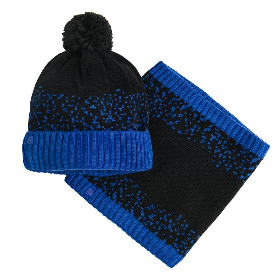 Blue cap with pom pom and scarf set