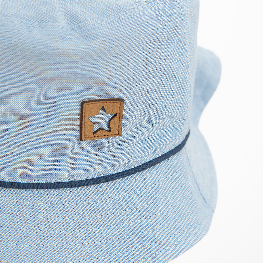 Ligh blue summer cap