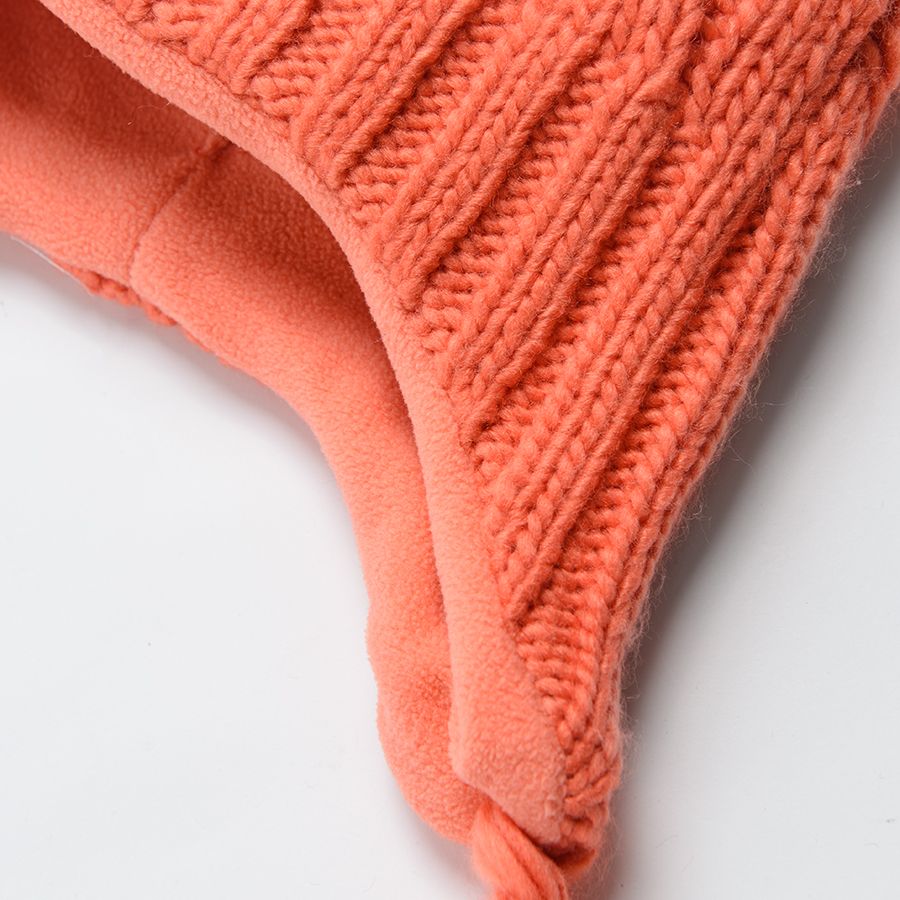 Coral cap