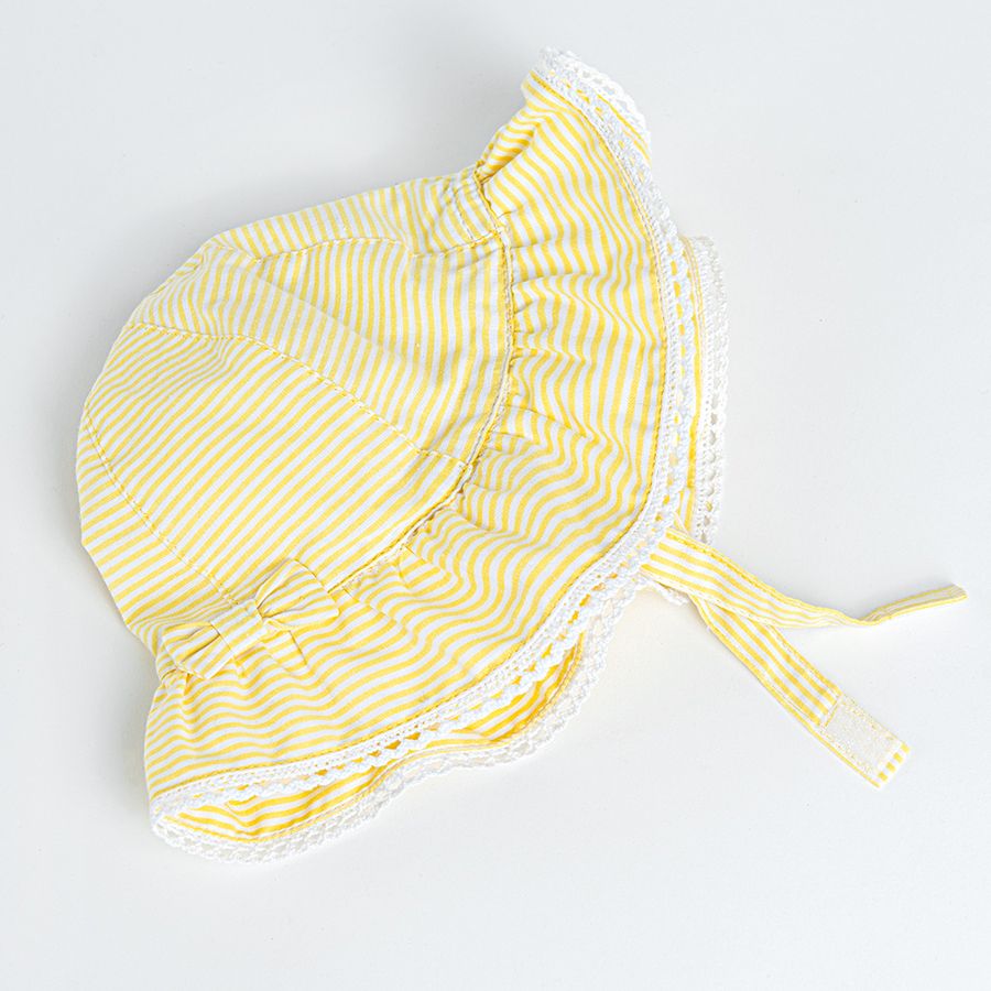 Καπέλο ψαράδικο λευκό κίτρινο με φιόγκο δαντέλα και κορδόνια