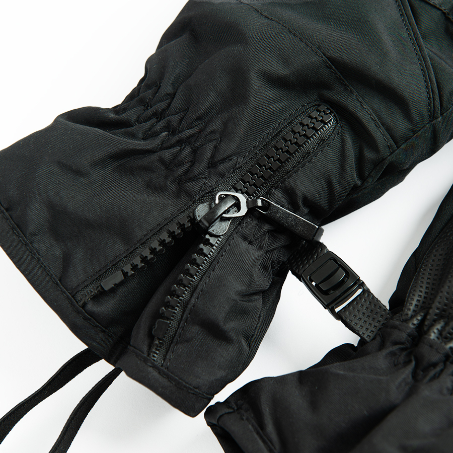 Ski gloves