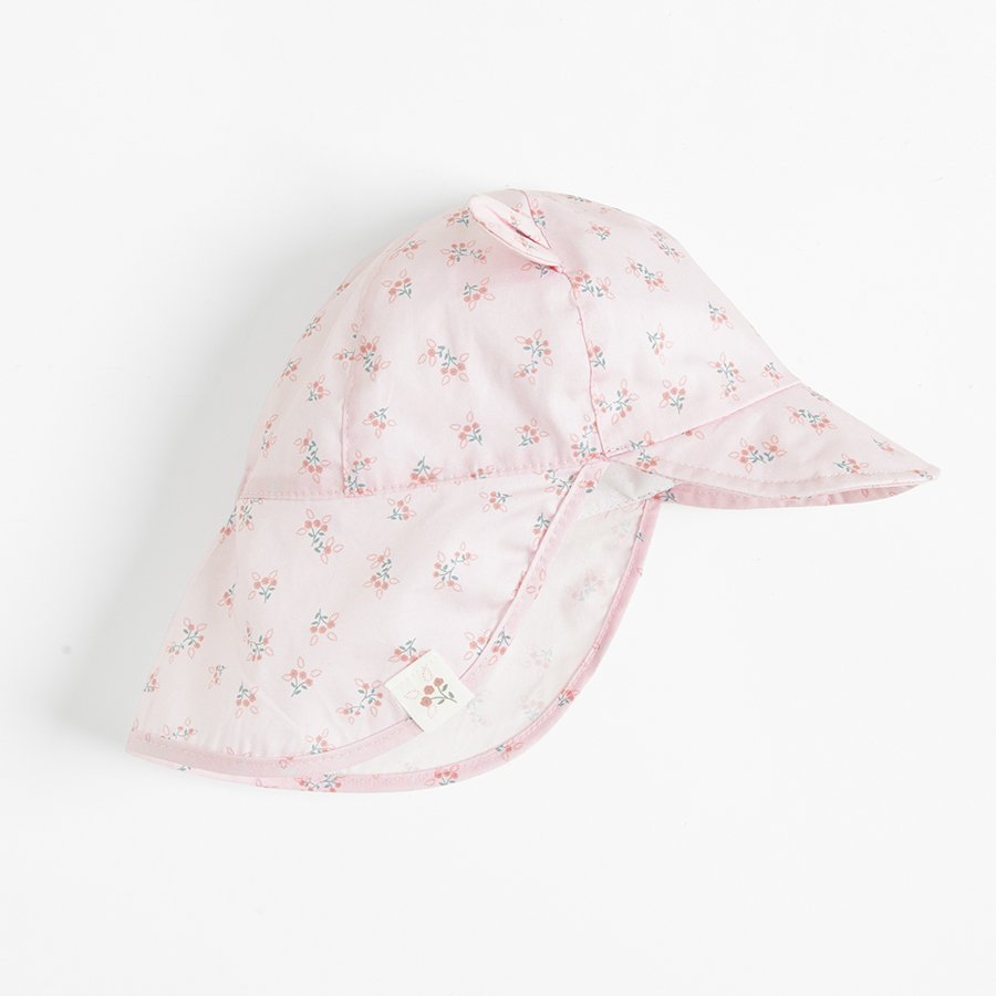 SUMMER HATS