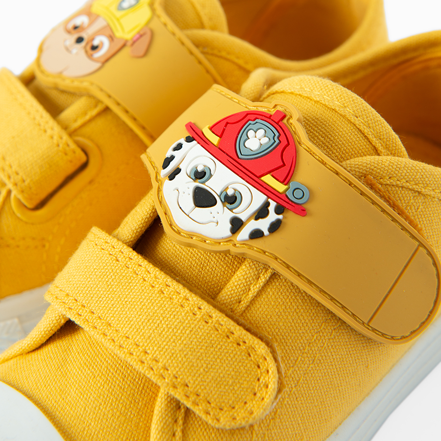 Παπούτσια κίτρινα με βελκρο και στάμπα PAW PATROL