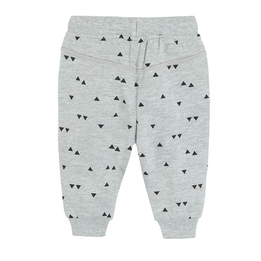 Grey jogging pants with triangle shapes