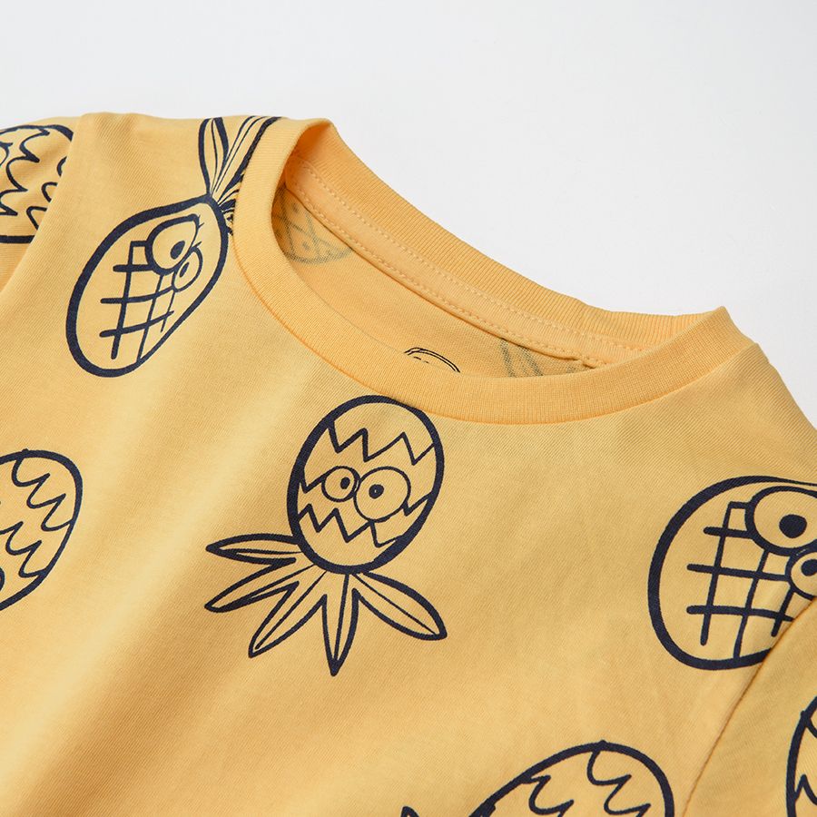 Short sleeve blouse with pineapples smile