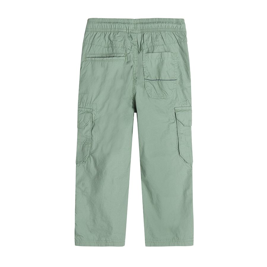Khaki pants with external pockets