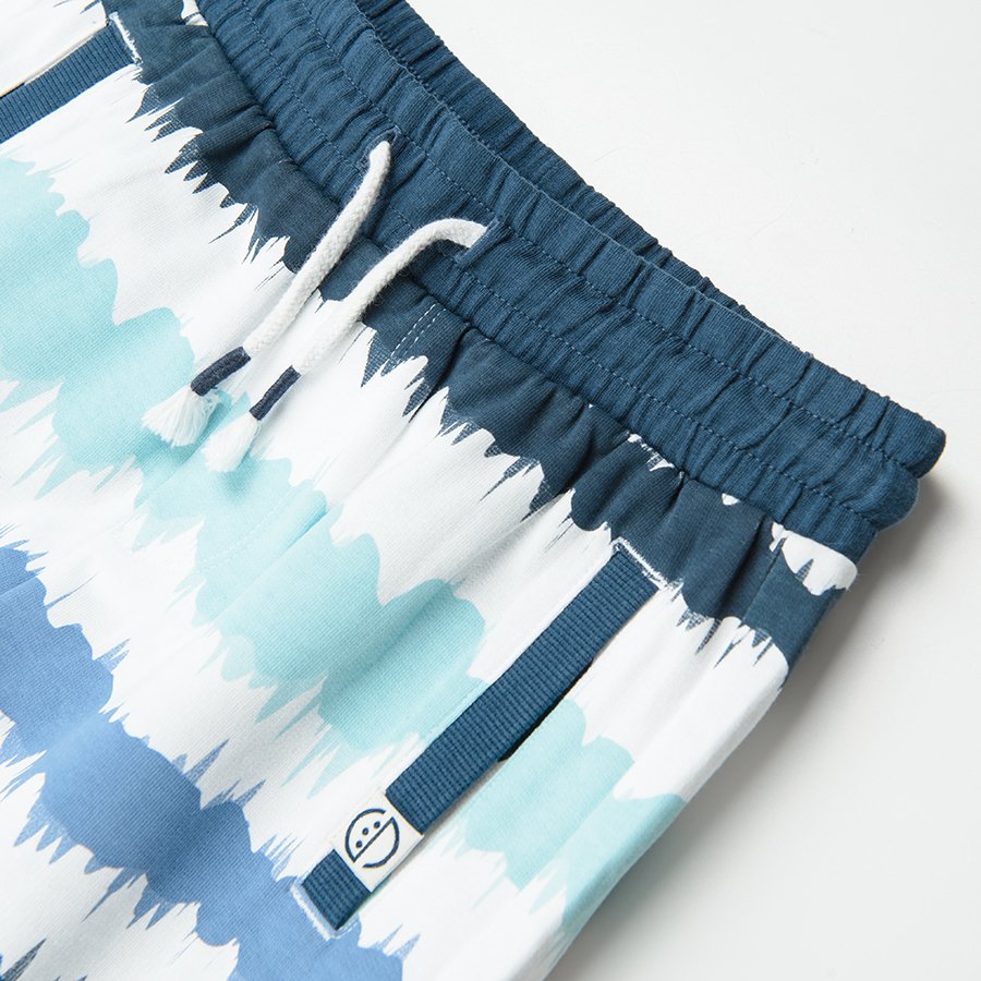 Shorts with cord in shades of blue