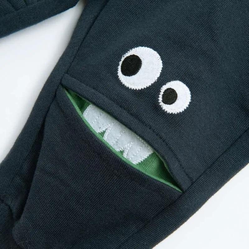 Jogging set sweatshirt and jogging pants