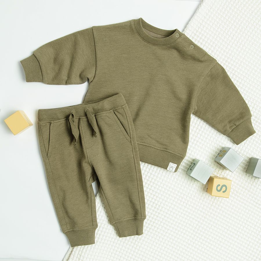 Olive jogging set sweater and joggers