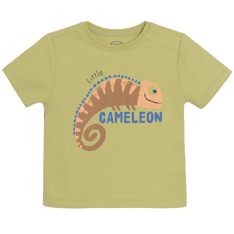 Klaki short sleeve T-shirt with cameleon print and blue shprts with adjustable waist and side pockets