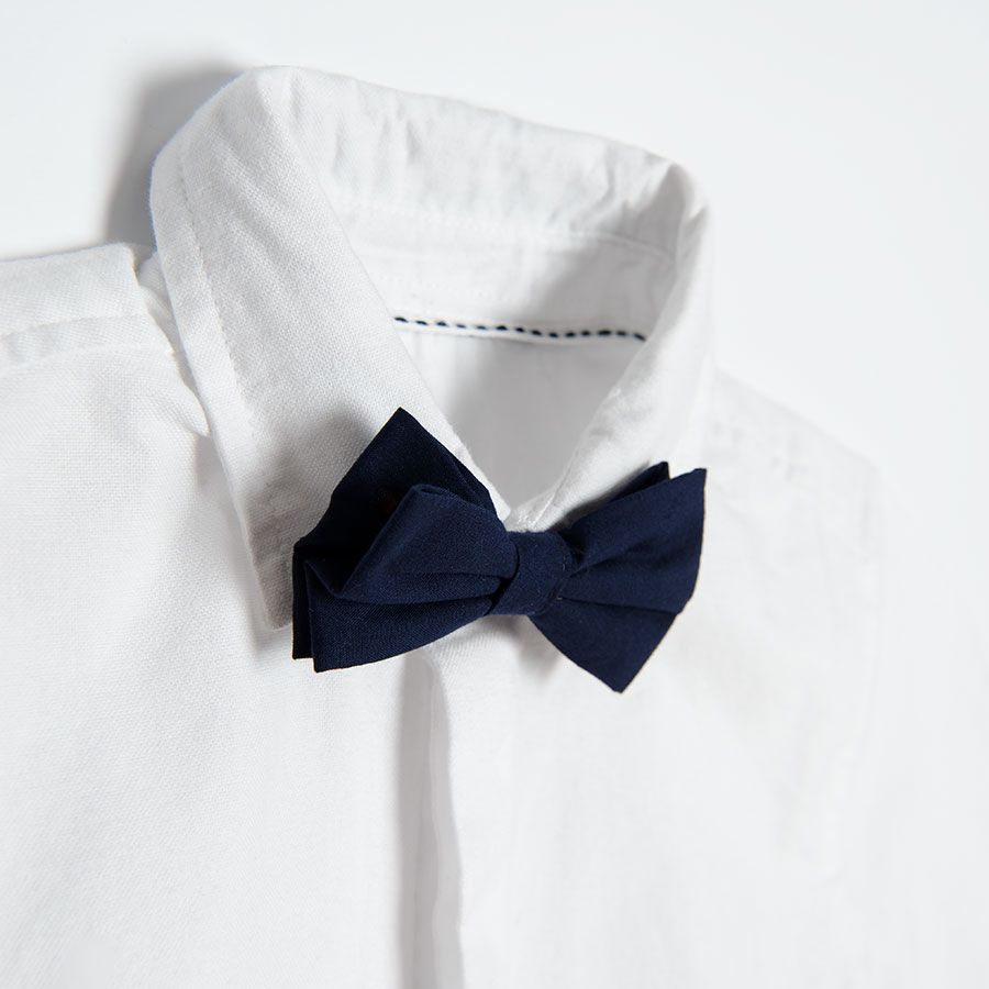 White short sleeve shirt with bow tie