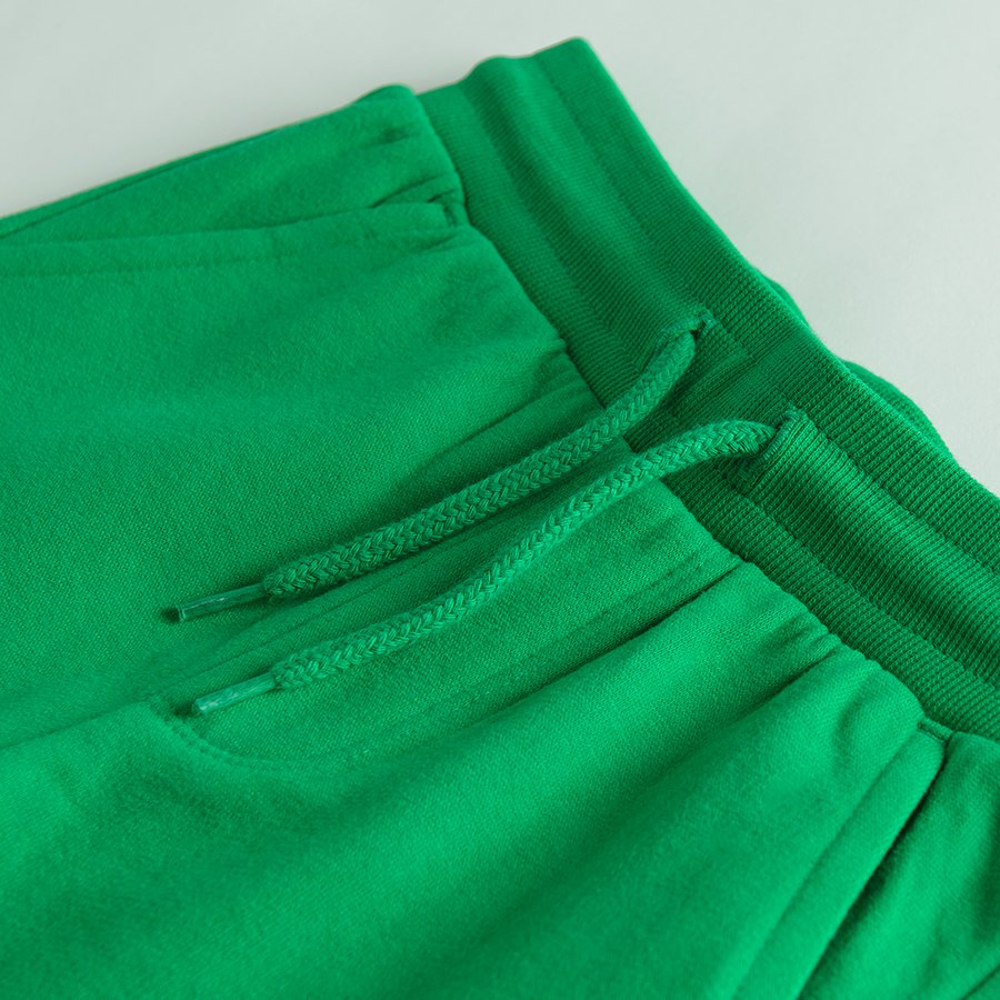 Green jogging pants with adjustable waist