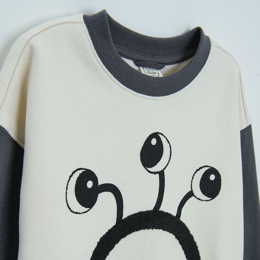 White and grey long sleeve sweatshirt with fun print