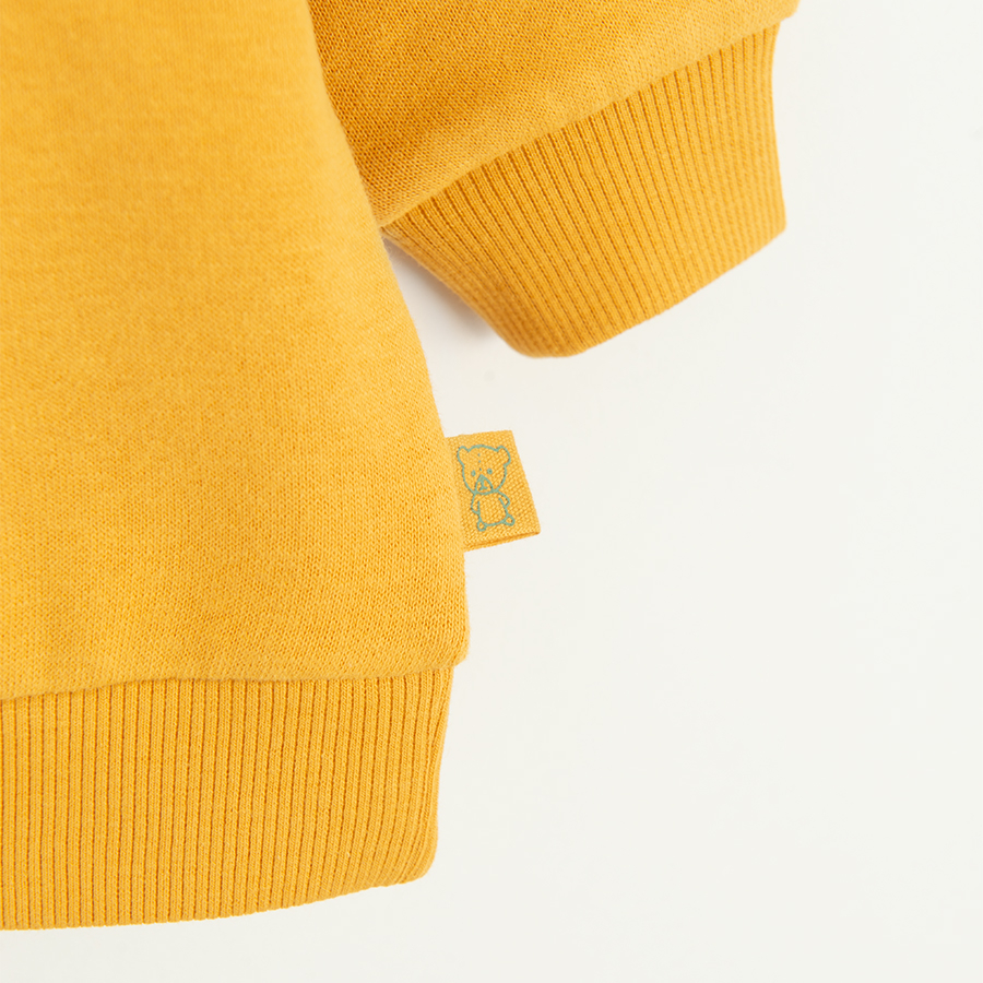Yellow sweatshirt with face print Hi Buddy