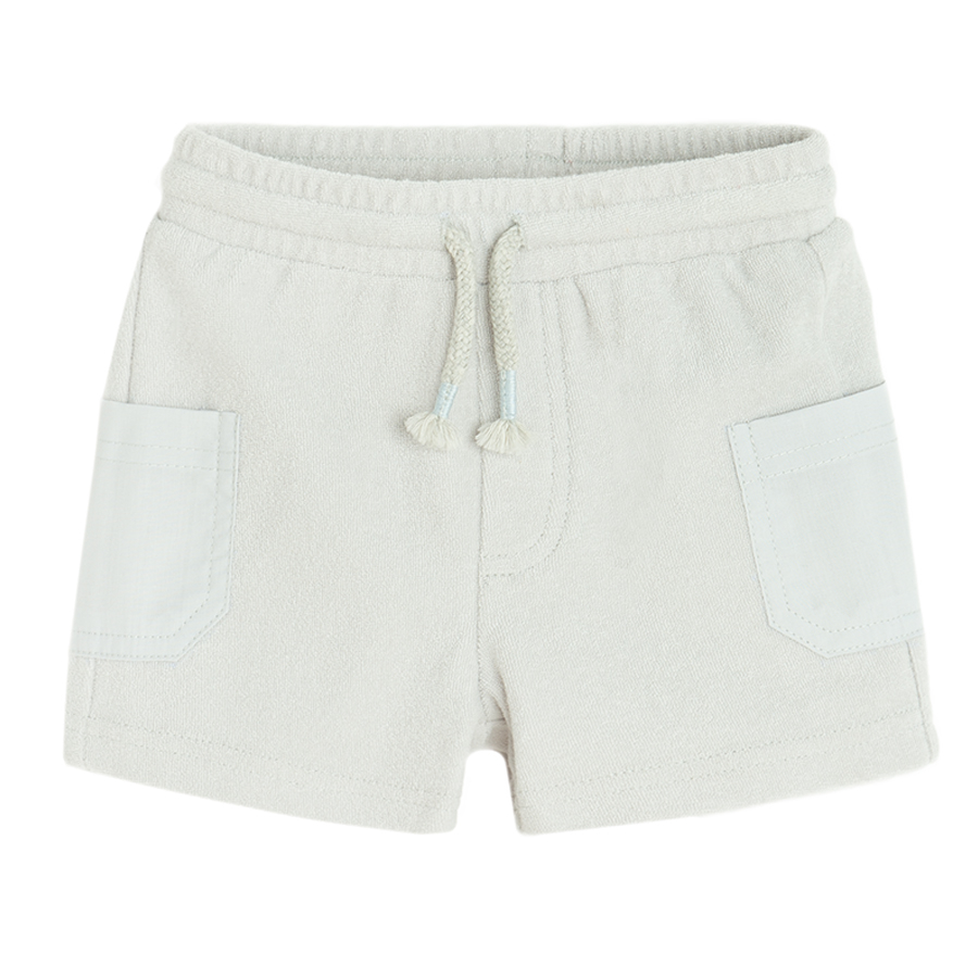 Light grey shorts with side pockets