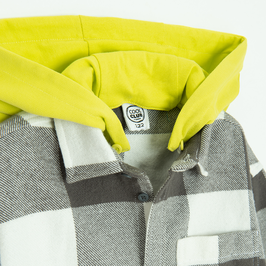 Grey and white checked shirt with fluo hoodie
