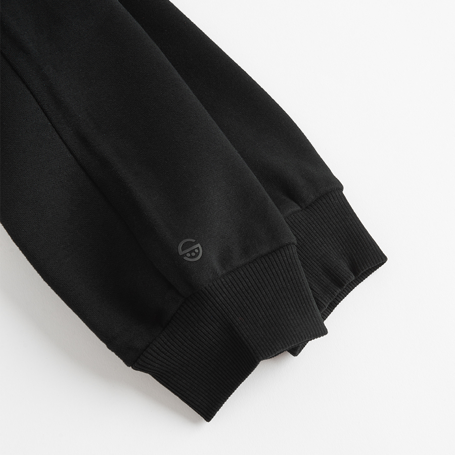Φόρμα μαύρη με τσέπες και λάστιχο στη μέση