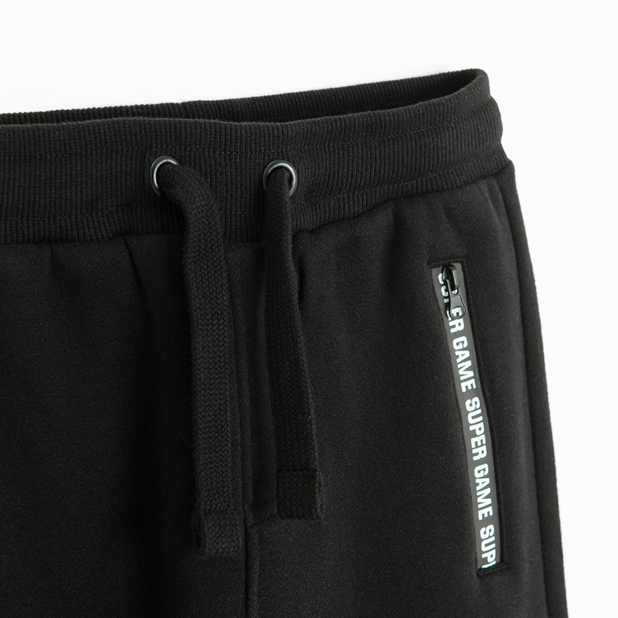JOGGING PANTS