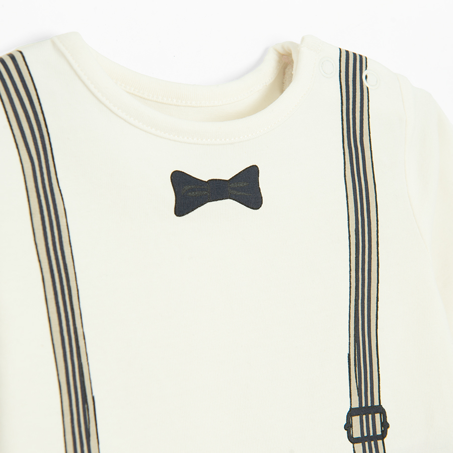 CLOTHING SET