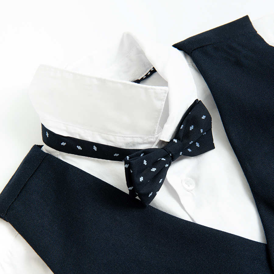 CLOTHING SET