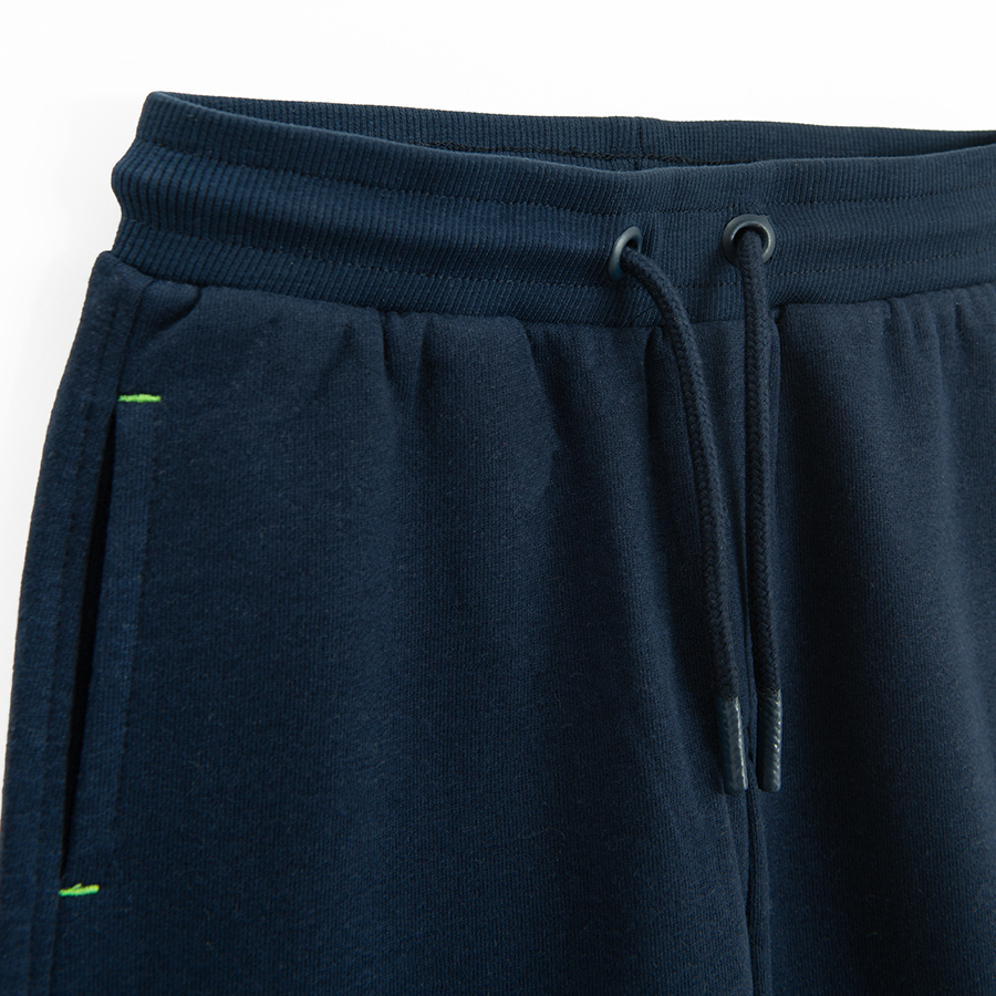 JOGGING PANTS