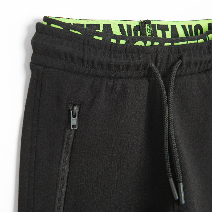 JOGGING PANTS