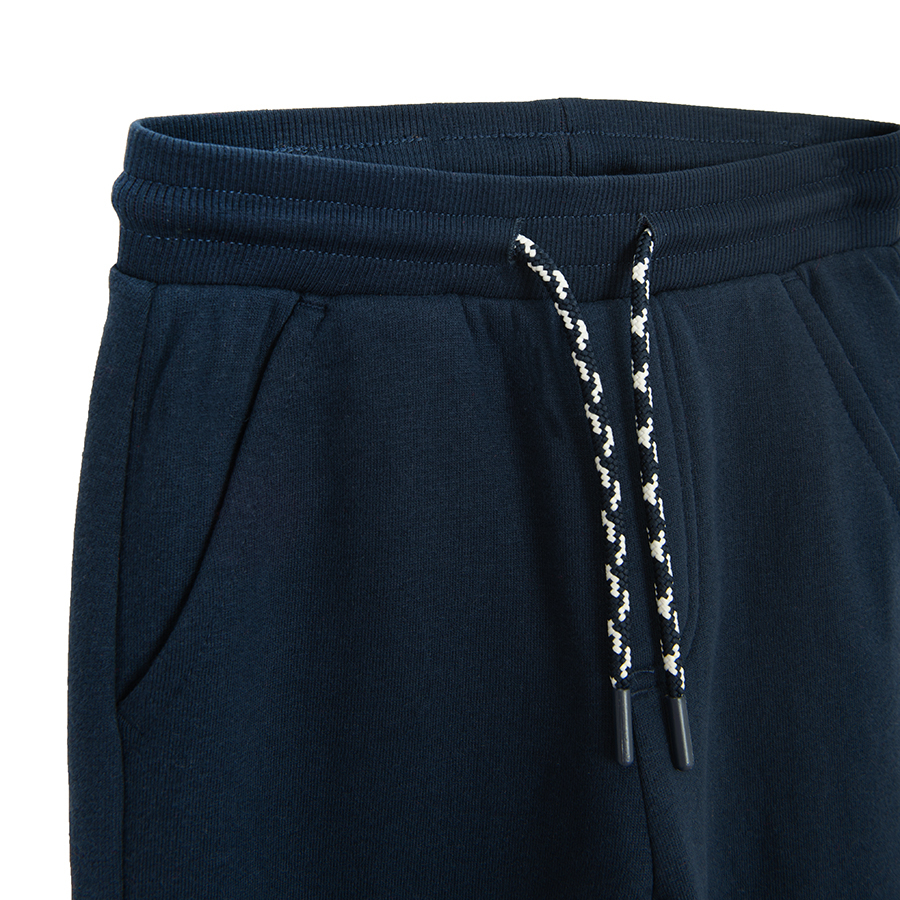 JOGGING PANTS