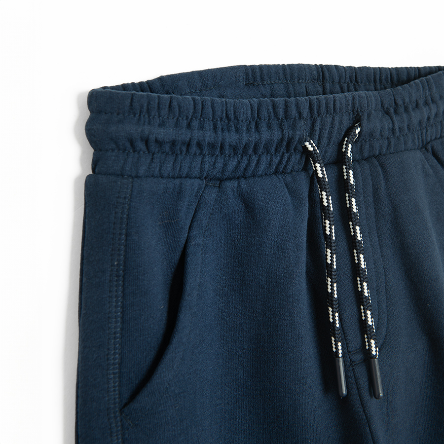 JOGGING PANTS