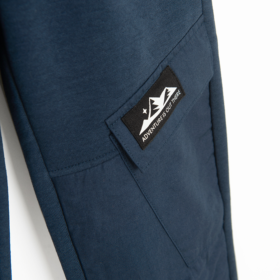 JOGGING PANTS