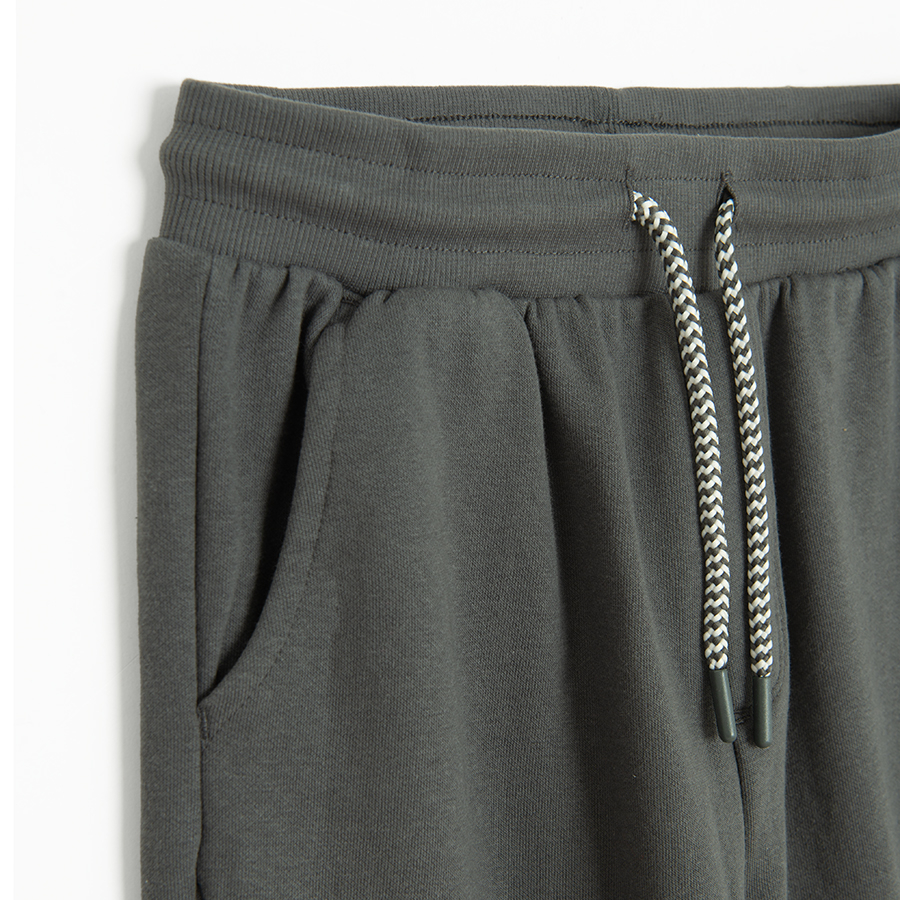 JOGGING PANTS