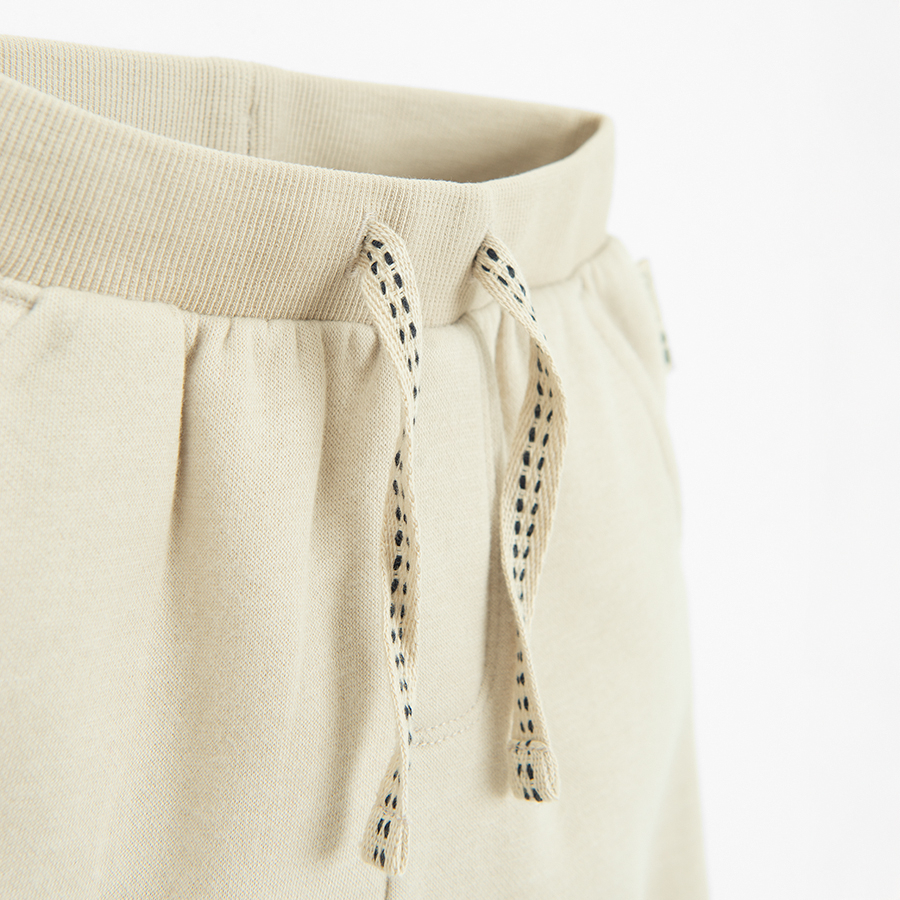 JOGGING PANTS