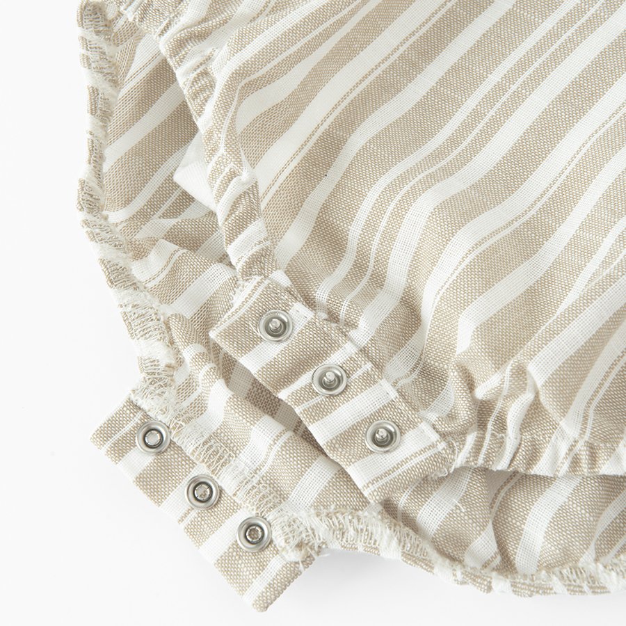 CLOTHING SET