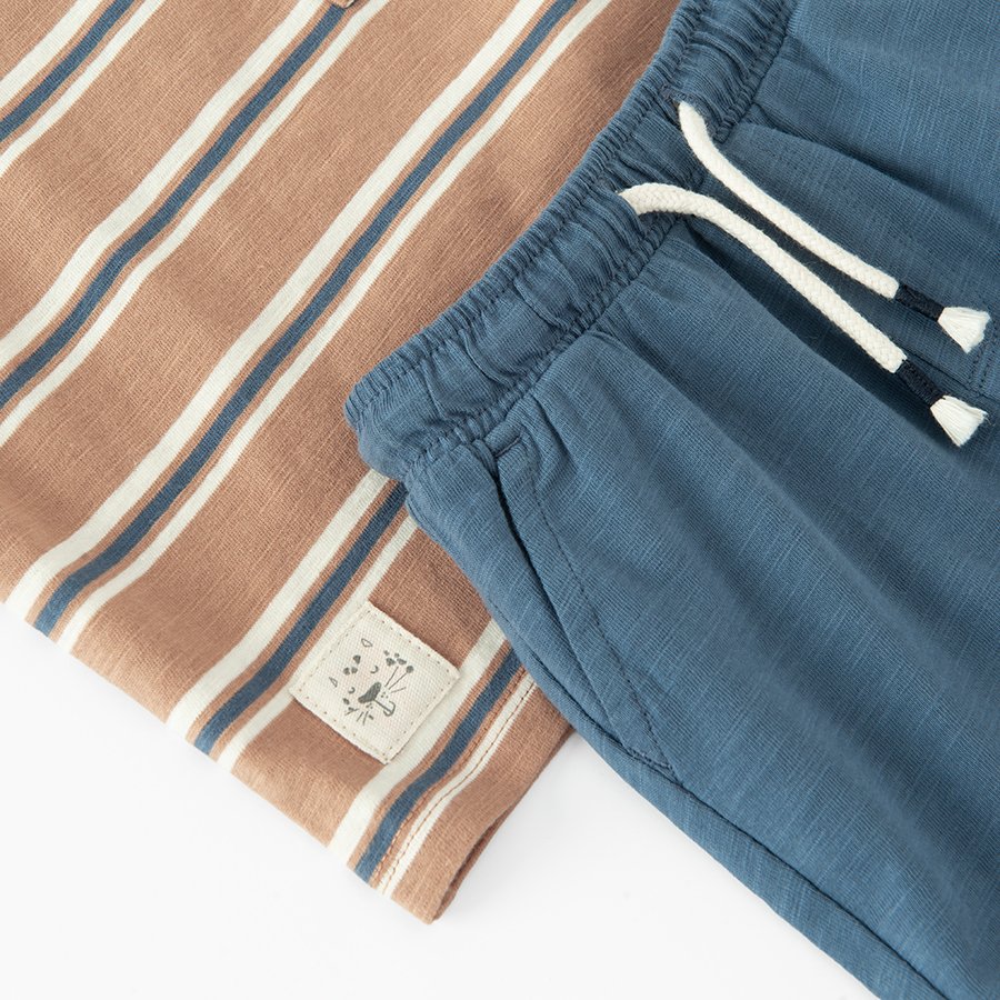 CLOTHING SET