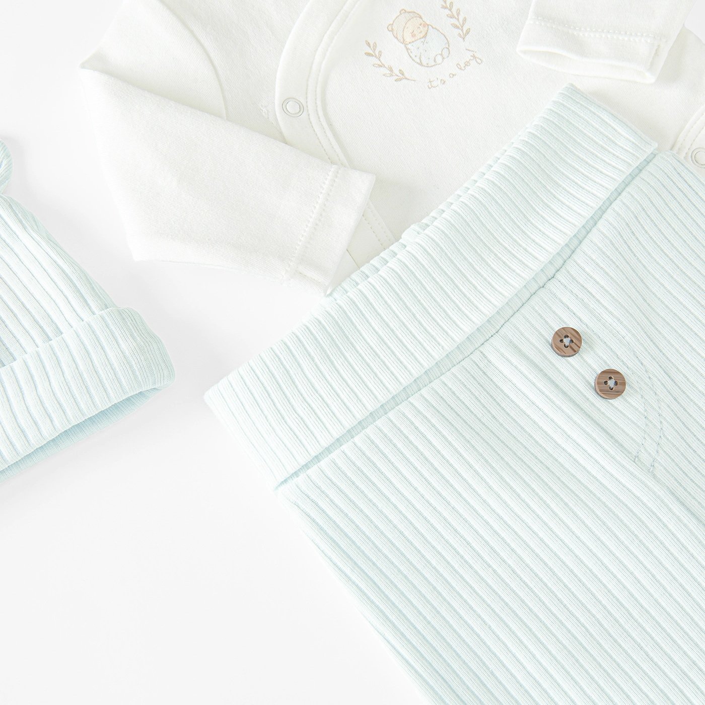 CLOTHING SET