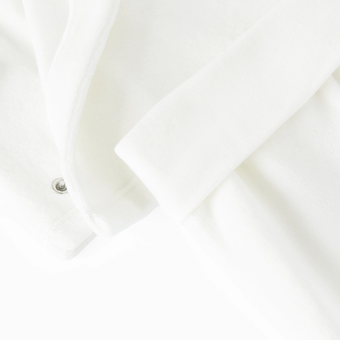 CLOTHING SET